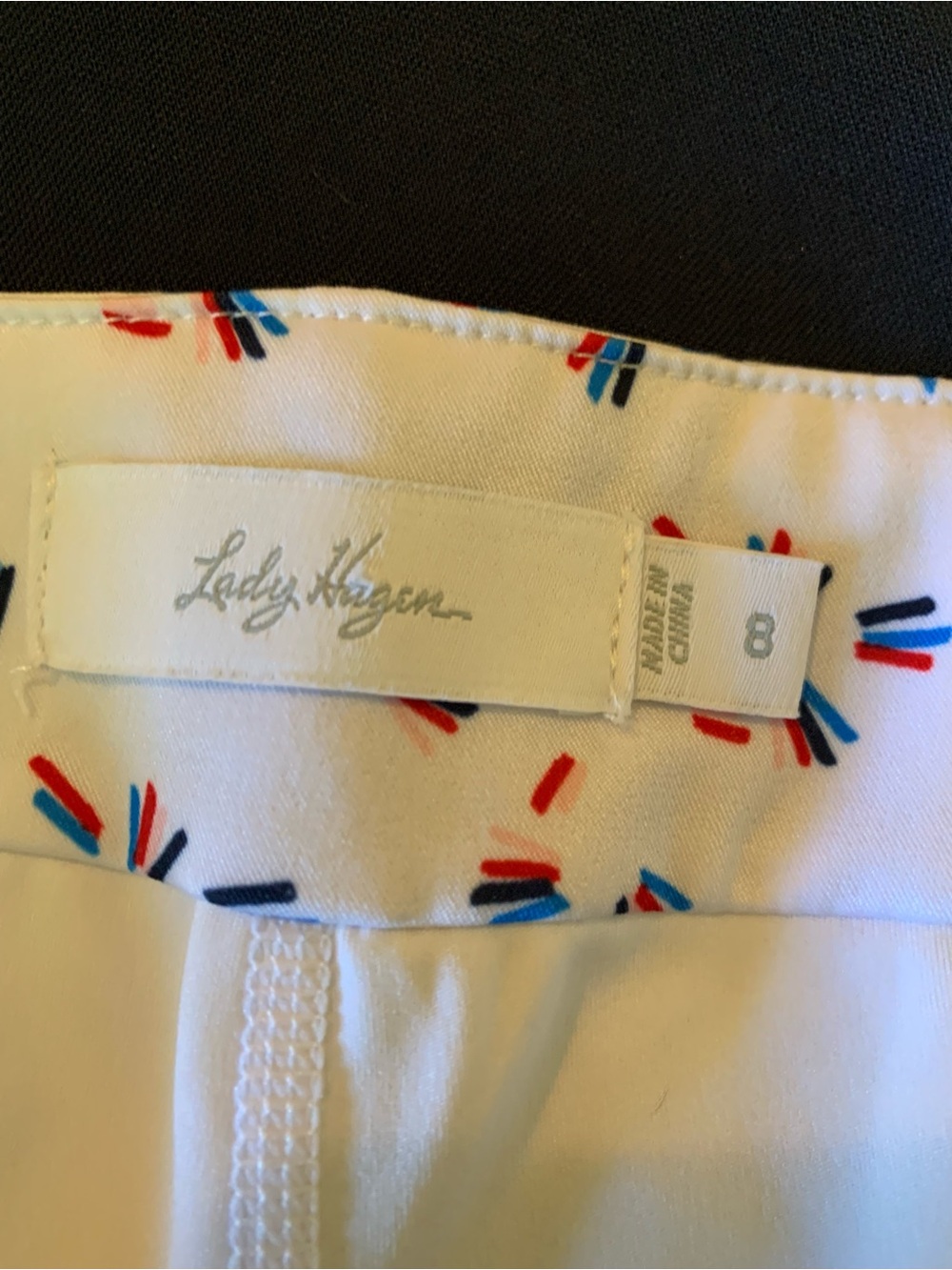 Lady Hagen White Golf Skort with Red & Navy Motif Size 8 - Picture 4 of 6